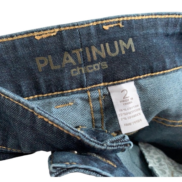 Chico's Women's Jeans Size 2 (Large) Platinum Dark Wash Cotton Blend Stretch - Picture 4 of 5